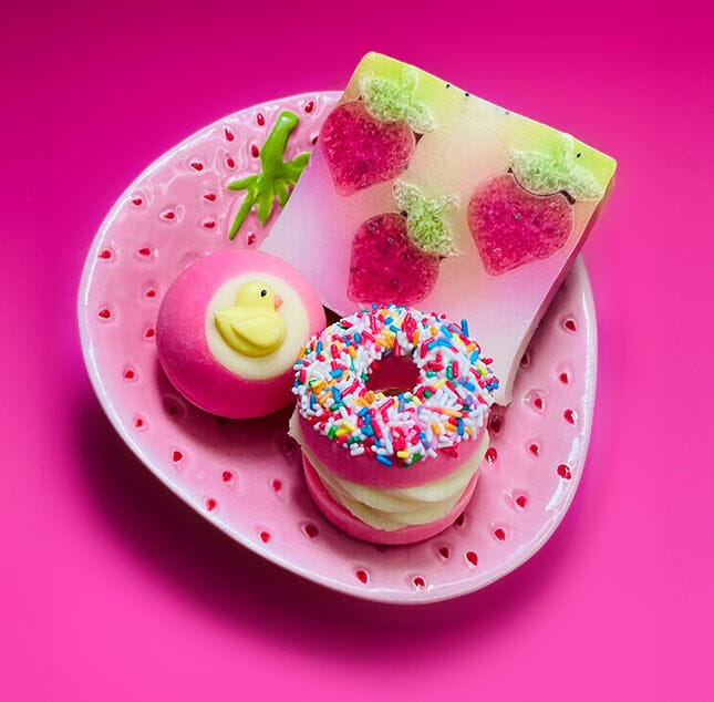 Blumenmaedchen BADECUPCAKE Erdbeershake
