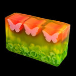Blumenmaedchen PFLANZLICHE SEIFE Pink Butterfly