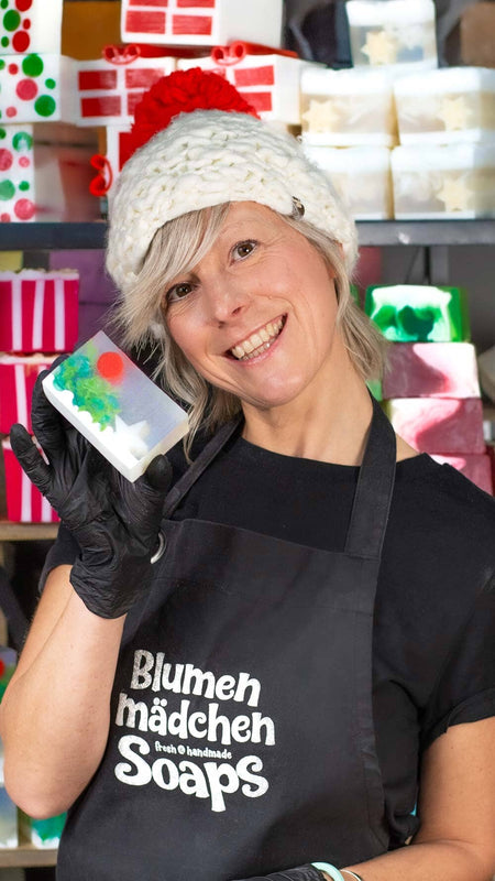 Blumenmaedchen PFLANZLICHE SEIFE Christmas Tree