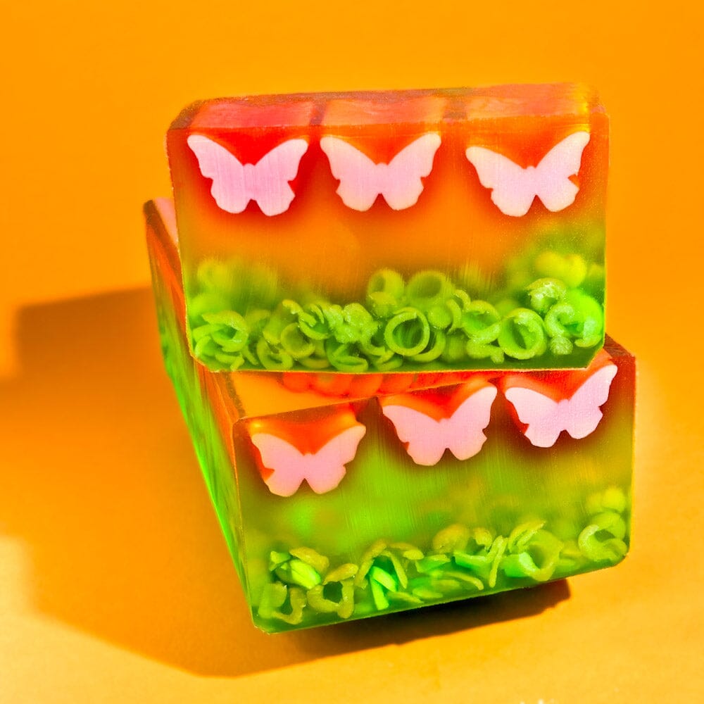 Blumenmaedchen PFLANZLICHE SEIFE Pink Butterfly