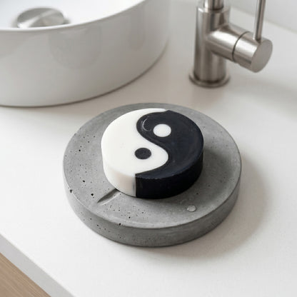 YIN YANG