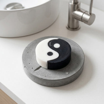 Blumenmaedchen PFLANZLICHE SEIFE YIN YANG