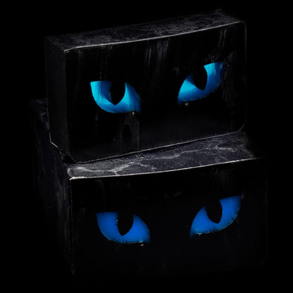 Blumenmaedchen PFLANZLICHE SEIFE Cat Blue Eyes
