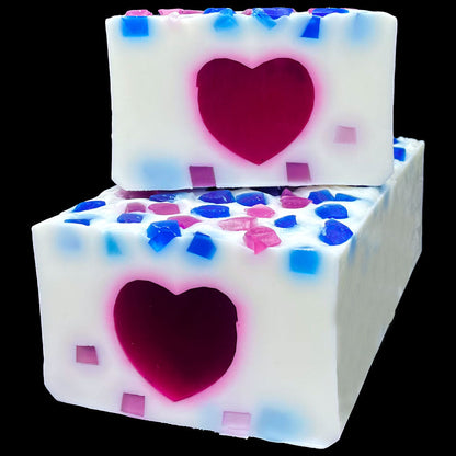 Blumenmaedchen PFLANZLICHE SEIFE PINK HEART
